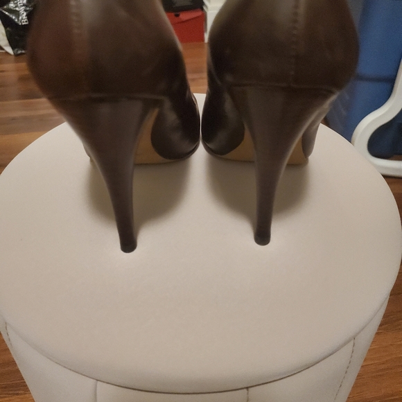 High heels - Picture 3 of 5